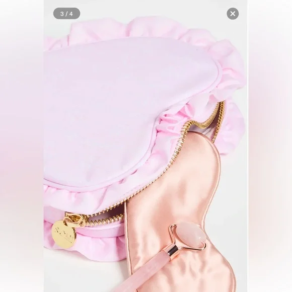 NWT Stoney Clover Lane High Tea Printed Ruffle Heart Pouch - Picture 3 of 5